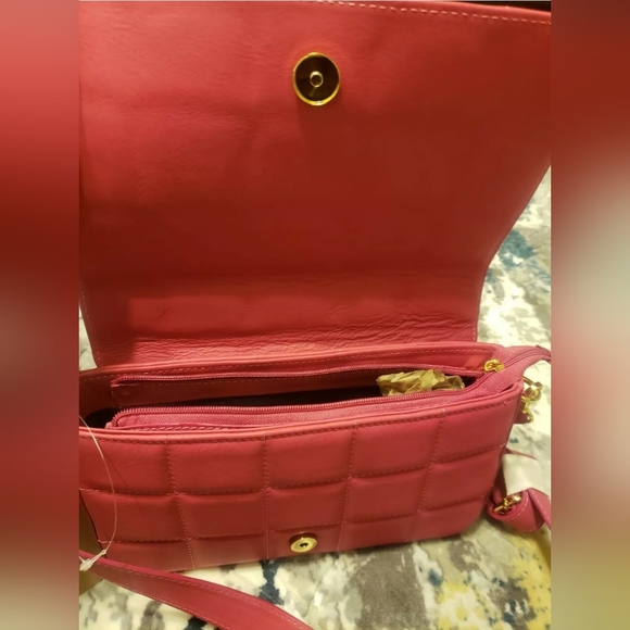 Unica Firenze Made in Italy Quilted Genuine Leather Crossbody Clutch/Bag - Picture 5 of 7